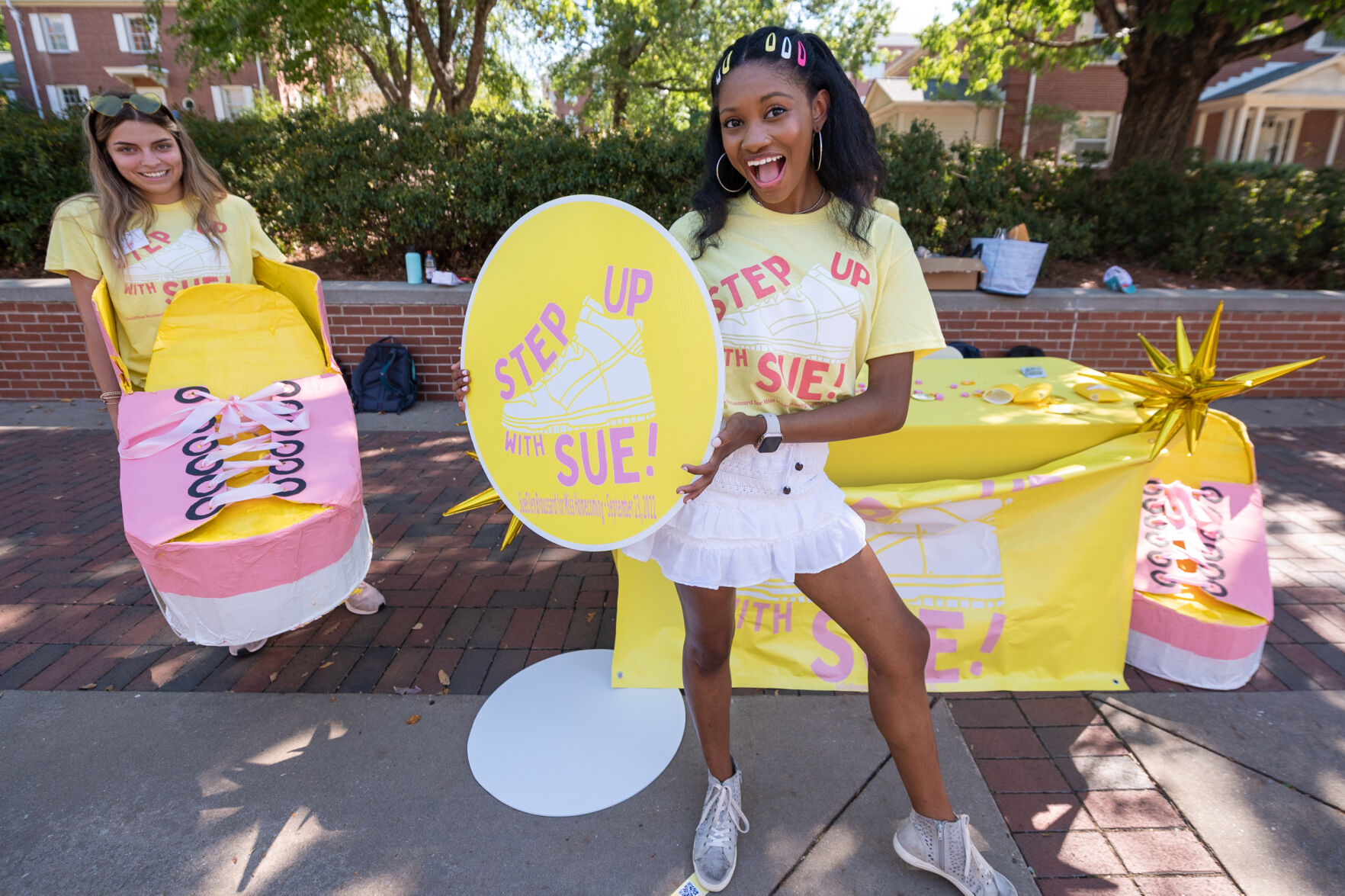 Miss Homecoming Campaigning